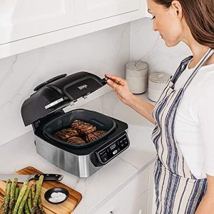 Ninja AG300 4-in-1 Indoor Grill with 4-Quart Air Fryer with Roast, Bake, and Cyclonic Grilling Technology